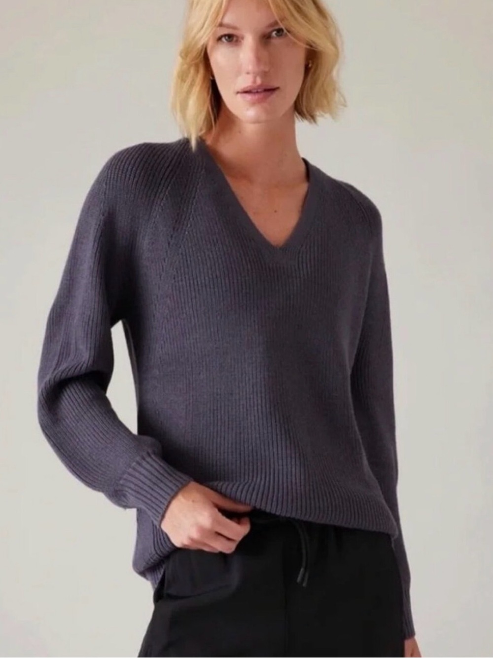 Athleta En Route Hanover Merino Wool Sweater M Purple Quiet Luxury Clean Girl EU